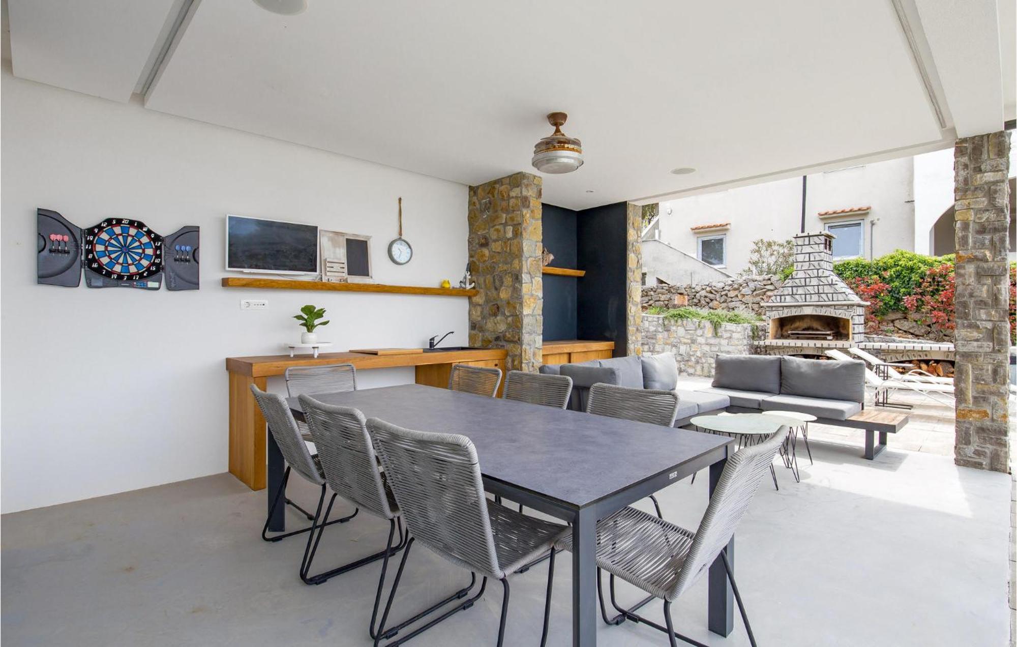 4 Bedroom Gorgeous Home In Lun Lun  Extérieur photo